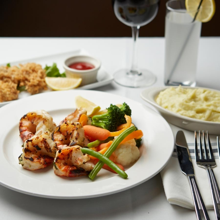 PHOTOS Chicago Oyster House